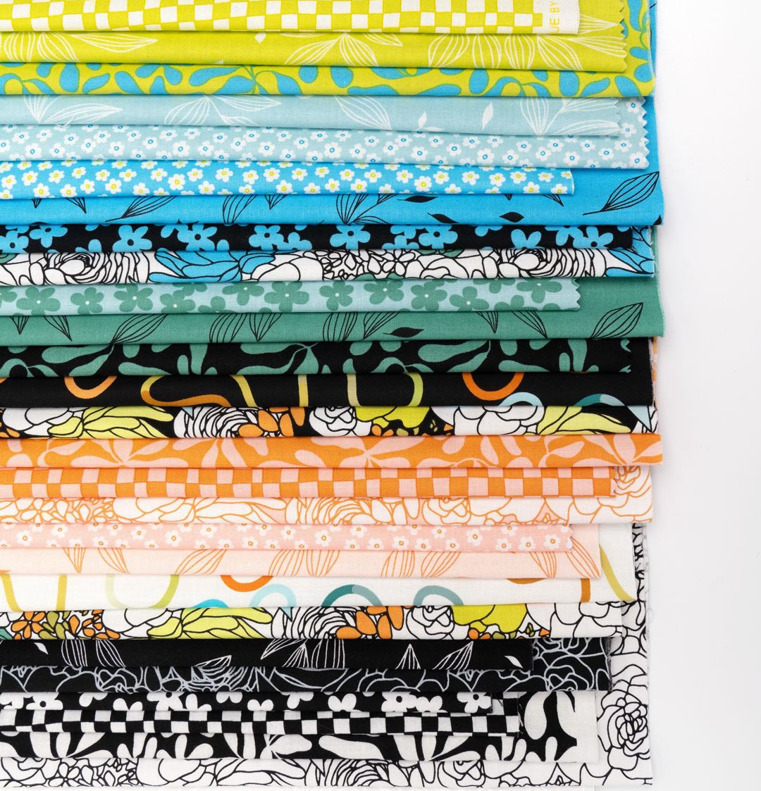 This FAT QUARTER BUNDLE contains 29 quilting cotton prints from True to Hue by Alli K Designs for Moda Fabrics
Manufacturer: Moda Fabrics
Designer: Alli K Designs
Collection: True to Hue
Material: 100% Cotton
Weight: Quilting