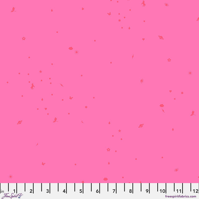 Manufacturer: FreeSpirit Fabrics
Designer: Tula Pink
Collection: Legendary Cotton Lawn
Print Name: Charmed in Sugarplum COTTON LAWN
Material: 100% Cotton Lawn
Weight: Quilting
SKU: CLTP005.SUGARPLUM
Width: 54/55 inches