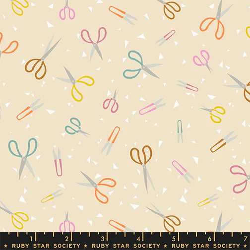 Manufacturer: Ruby Star Society
Designer: Rashida Coleman-Hale
Collection: Paper Cuts 2
Print Name: Snip Snip in Parchment
Material: 100% Cotton
Weight: Quilting
SKU: RS1111-11
Width: 44 inches