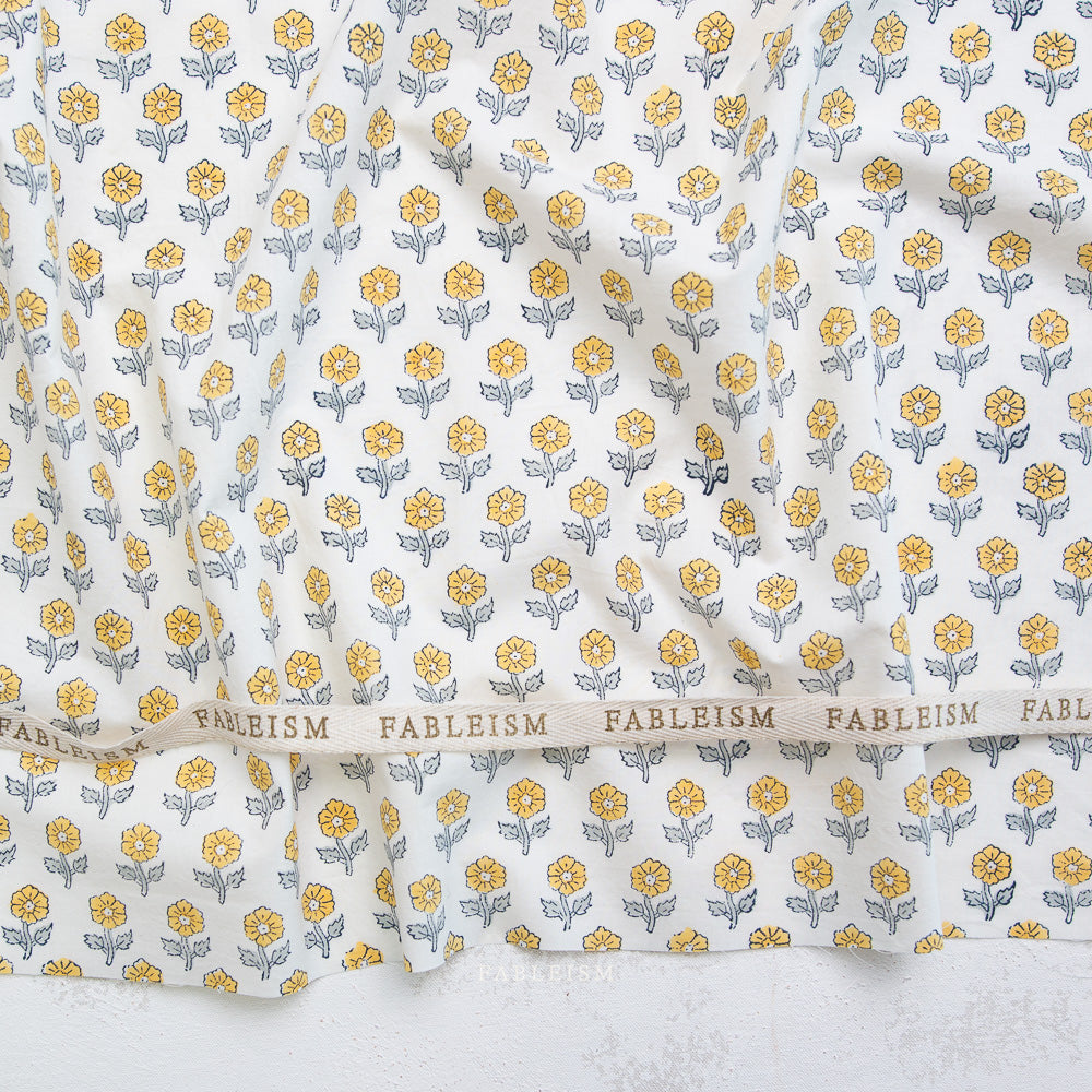 Manufacturer: Fableism
Designer: Fableism
Collection: Indian Block Prints: Cottage
Print Name: Flowerling in Yellow
Material: 100% Cotton
Weight: Quilting
SKU: BPCT-10-FWG-YELLOW
Width: 44 inches
