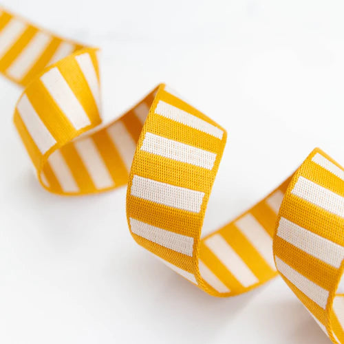 Manufacturer: Stitch Supply Co.
Product Content: Polyester
Color: Cactus & Off White
Width: 1 1/2"
Sold per yard.