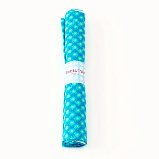 Direct from Paris, France. Petit Pan "Coupons" are an upsized fat quarter, 50x70cm. Throw some into your next project to add something extra special!

Manufacturer: Petit Pan
Print Name: Bubble in Aruba Blue
Material: 100% Cotton
Weight: Quilting
Measures: 50x70cm