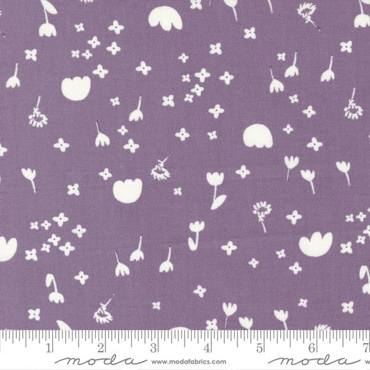 Manufacturer: Moda Fabrics Designer: Aneela Hoey Collection: Marigold Print Name: Drift in Clematis Material: 100% Cotton Weight: Quilting  SKU: 24603-18 Width: 44 inches