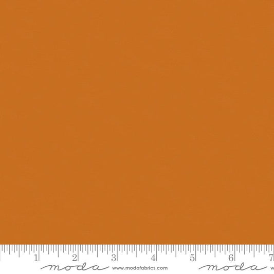 Manufacturer: Moda Fabrics
Designer: Moda Fabrics
Collection: Bella Solids
Print Name: Pumpkin
Material: 100% Cotton 
Weight: Quilting 
SKU: 9900-454
Width: 44 inches
