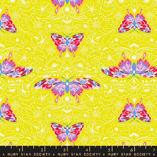 Manufacturer: Ruby Star Society
Designer: Sarah Watts
Collection: Glow Garden
Print Name: Morning Moth in Citron
Material: 100% Cotton
Weight: Quilting
SKU: RS2116-14
Width: 44 inches