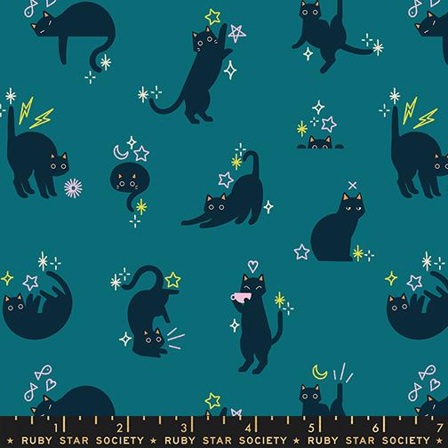 Manufacturer: Moda Fabrics
Designer: Ruby Star Society
Collection: Freaky Familiars
Print Name: Catwalk in Storytime
Material: 100% Cotton
Weight: Quilting
SKU: RS5193-14
Width: 44 inches