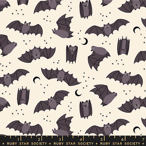 Manufacturer: Moda Fabrics
Designer: Ruby Star Society
Collection: Freaky Familiars
Print Name: Fat Bats in Natural
Material: 100% Cotton
Weight: Quilting
SKU: RS5194-11
Width: 44 inches