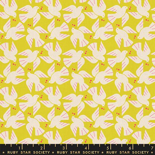 Manufacturer: Ruby Star Society
Designer: Rashida Coleman-Hale
Collection: LoFi Linens
Print Name: Flock Yeah in Citron
Material: 85% Cotton/15% Linen
Weight: Quilting
SKU: RS1131-19CL
Width: 44 inches