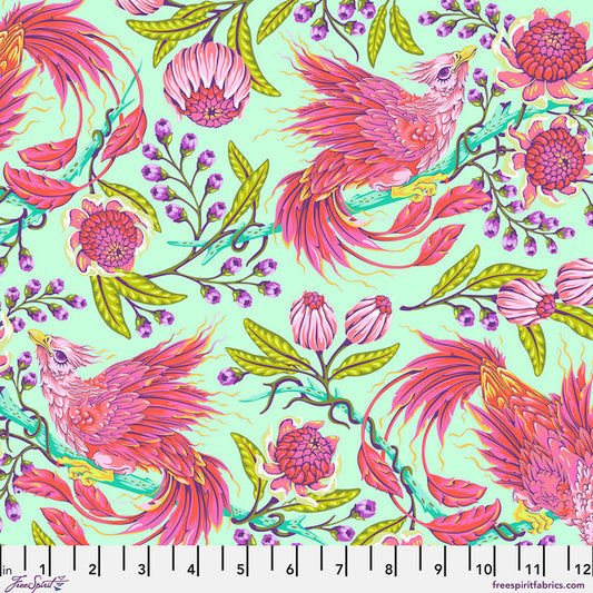 Manufacturer: FreeSpirit Fabrics
Designer: Tula Pink
Collection: Legendary Cotton Lawn
Print Name: Hot Wings in Stardust COTTON LAWN
Material: 100% Cotton Lawn
Weight: Quilting
SKU: CLTP001.STARDUST
Width: 54/55 inches