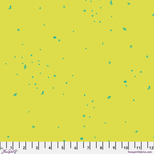Manufacturer: FreeSpirit Fabrics
Designer: Tula Pink
Collection: Legendary Cotton Lawn
Print Name: Charmed in Apple COTTON LAWN
Material: 100% Cotton Lawn
Weight: Quilting
SKU: CLTP005.APPLE
Width: 54/55 inches