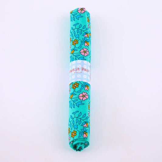 Direct from Paris, France. Petit Pan "Coupons" are an upsized fat quarter, 50x70cm. Throw some into your next project to add something extra special!

Manufacturer: Petit Pan
Print Name: Shalin in Water Green
Material: 100% Cotton
Weight: Quilting
Measures: 50x70cm