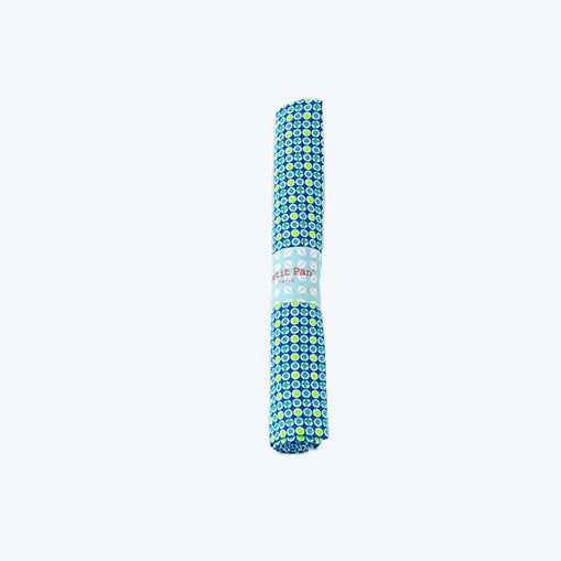 Direct from Paris, France. Petit Pan "Coupons" are an upsized fat quarter, 50x70cm. Throw some into your next project to add something extra special!

Manufacturer: Petit Pan
Print Name: Django in Overseas
Material: 100% Cotton
Weight: Quilting
Measures: 50x70cm