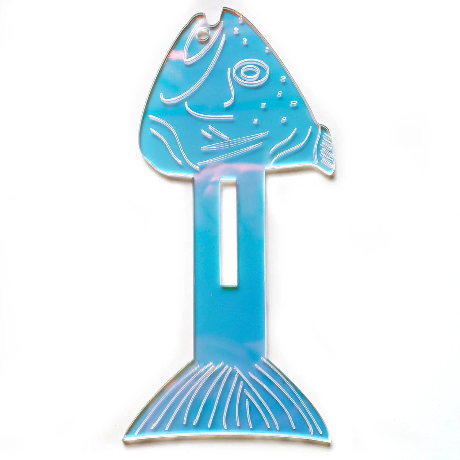 Fresh caught binding! Keep your quilt binding tidy with a friendly fish. Holds enough binding for a queen-size quilt. Measures approximately 6.5 by 3.25 inches. Made from iridescent 3 mm acrylic.
