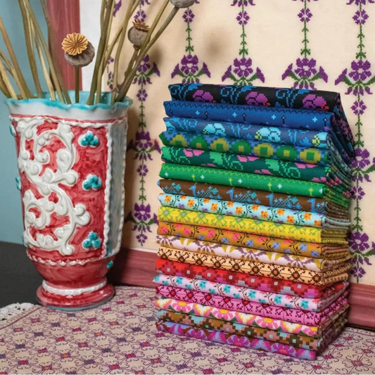 This Factory Cut FAT QUARTER BUNDLE contains 18 quilting cotton prints from Heiress by Anna Maria Parry for Anna Maria Textiles.

Manufacturer: Anna Maria Textiles for Northcott Fabrics
Designer: Anna Maria Parry
Collection: Heiress
Material: 100% Cotton
Weight: Quilting
SKU: FQHEIRESS18-10