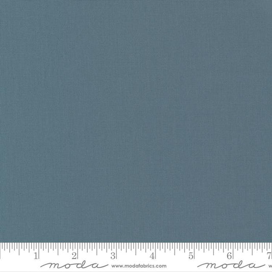 Manufacturer: Moda Fabrics
Designer: Moda Fabrics
Collection: Bella Solids
Print Name: Metal
Material: 100% Cotton 
Weight: Quilting 
SKU: 9900-401
Width: 44 inches