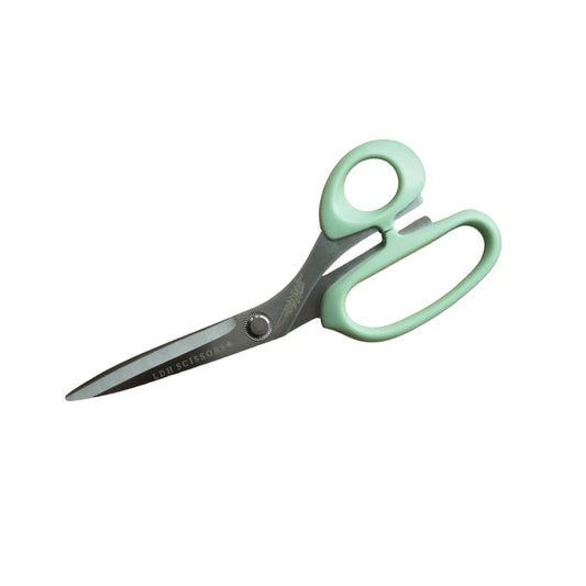 Introducing the latest collection: the Bloom Series. Designed to be both versatile and heavy-duty, these fabric scissors are ideal for a wide range of everyday projects. They feature a blunted tip for added safety, and have handles made from recycled plastic. Each pair also features a unique flower engraving that reflects one of our values—both as a business and as individuals.