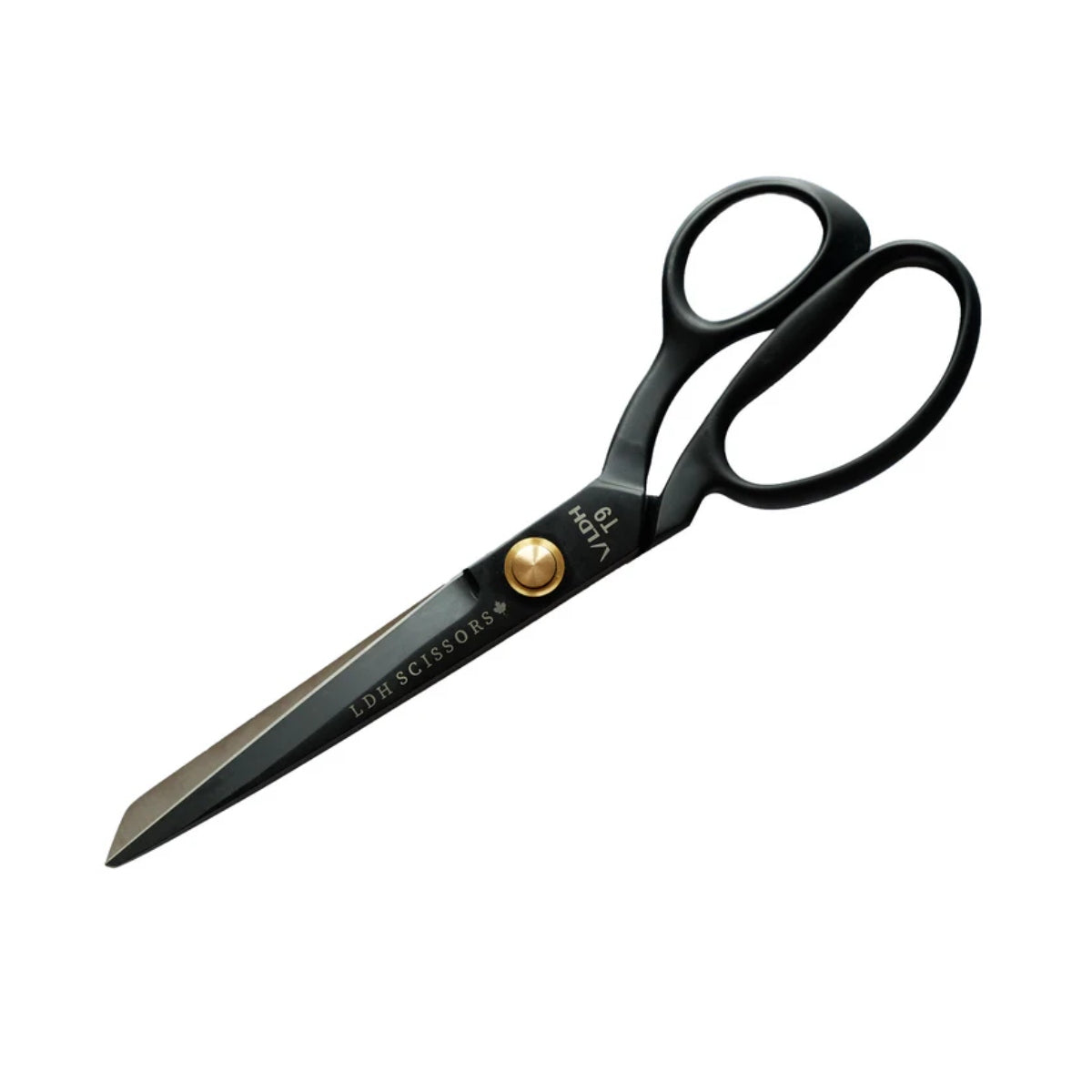 A spin on the signature Midnight Edition Fabric Shears, these 9.5" fabric shears are crafted from industrial stainless steel and have a sleek matte black finish. 

The Matte Black Shears are crafted from industrial stainless steel, while the Midnight Edition Shears are crafted from carbon steel.