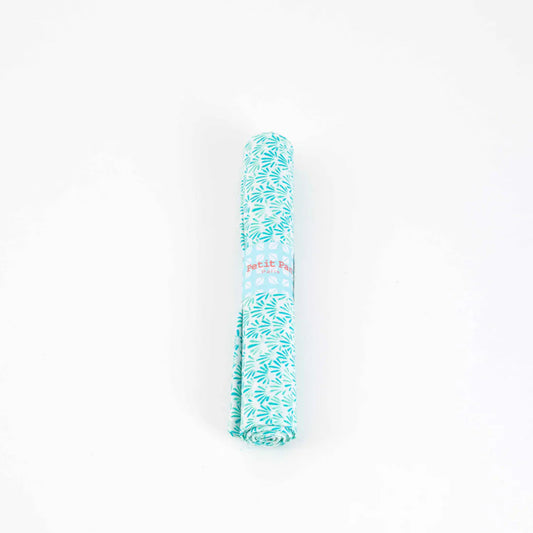 Direct from Paris, France. Petit Pan "Coupons" are an upsized fat quarter, 50x70cm. Throw some into your next project to add something extra special!

Manufacturer: Petit Pan
Print Name: Salil in Water Green
Material: 100% Cotton
Weight: Quilting
Measures: 50x70cm