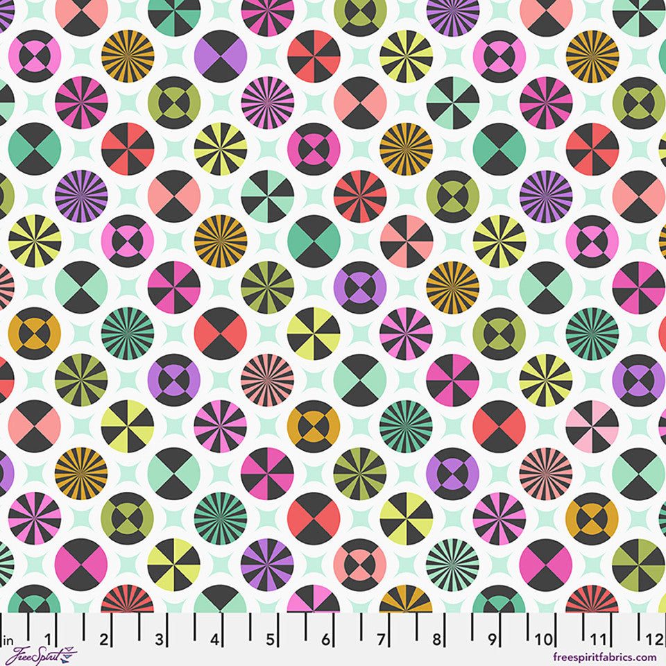 Manufacturer: FreeSpirit Fabrics
Designer: Tula Pink
Collection: Prince Charming {Deja Vu}
Print Name: Taffy in Sugarrush
Material: 100% Cotton
Weight: Quilting
SKU: PWTP278.SUGARRUSH
Width: 44 inches