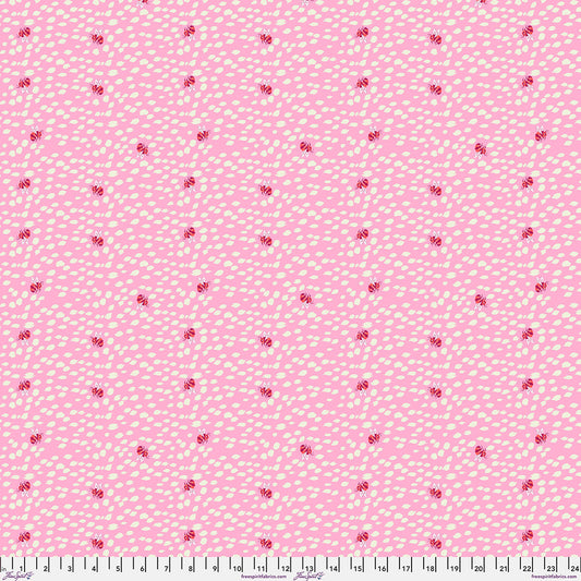 Manufacturer: Freespirit Fabrics
Designer: Tula Pink
Collection: Down to Earth
Print Name: Do Re Bee in Afterglow
Material: 100% Cotton
Weight: Quilting
SKU: PWTP297.AFTERGLOW
Width: 44 inches
