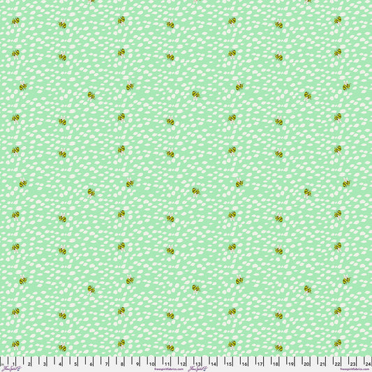 Manufacturer: Freespirit Fabrics
Designer: Tula Pink
Collection: Down to Earth
Print Name: Do Re Bee in Daybreak
Material: 100% Cotton
Weight: Quilting
SKU: PWTP297.DAYBREAK
Width: 44 inches