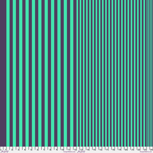 Manufacturer: Freespirit Fabrics
Designer: Tula Pink
Collection: True Colors Sticks and Stones
Print Name: Sticks in Blue Lagoon
Material: 100% Cotton
Weight: Quilting
SKU: PWTP298.BLUELAGOON
Width: 44 inches