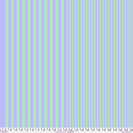 Manufacturer: Freespirit Fabrics
Designer: Tula Pink
Collection: True Colors Sticks and Stones
Print Name: Sticks in Cool Breeze
Material: 100% Cotton
Weight: Quilting
SKU: PWTP298.COOLBREEZE
Width: 44 inches