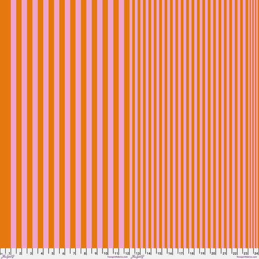 Manufacturer: Freespirit Fabrics
Designer: Tula Pink
Collection: True Colors Sticks and Stones
Print Name: Sticks in Honey Mustard
Material: 100% Cotton
Weight: Quilting
SKU: PWTP298.HONEYMUSTARD
Width: 44 inches