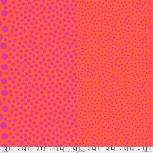 Manufacturer: Freespirit Fabrics
Designer: Tula Pink
Collection: True Colors Sticks and Stones
Print Name: Stones in Tomato
Material: 100% Cotton
Weight: Quilting
SKU: PWTP299.TOMATO
Width: 44 inches