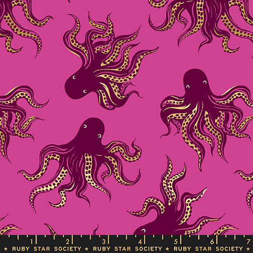 Manufacturer: Ruby Star Society
Designer: Sarah Watts
Collection: Ink Shop
Print Name: Mystery Food in Berry Metallic
Material: 100% Cotton
Weight: Quilting
SKU: RS2144-19M
Width: 44 inches
