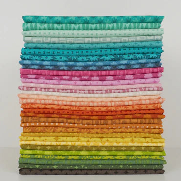 This factory cut FAT QUARTER BUNDLE contains 32 quilting cotton prints from Scenery by Elizabeth Hartman for Moda Fabrics

Manufacturer: Moda Fabrics
Designer: Elizabeth Hartman
Collection: Scenery
Material: 100% Cotton
Weight: Quilting