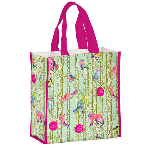 Celebrate Tula Pink's 50th Collection with the limited edition Tula Pink Full Moon Forest II Tote Bag

Manufacturer: FreeSpirit Fabrics
Designer: Tula Pink
Collection: Full Moon Forest II