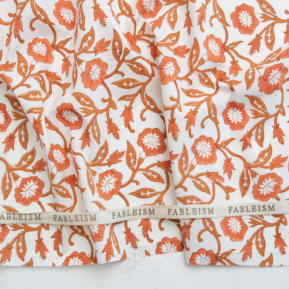 Manufacturer: Fableism
Designer: Fableism
Collection: Indian Block Prints: Cottage
Print Name: Trumpet Vines in Sienna
Material: 100% Cotton
Weight: Quilting
SKU: BPCT-02-TMP-SIENNA
Width: 44 inches