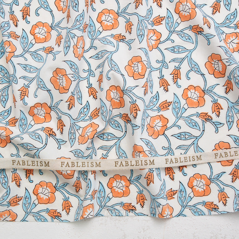 Manufacturer: Fableism
Designer: Fableism
Collection: Indian Block Prints: Cottage
Print Name: Trumpet Vines in Winter
Material: 100% Cotton
Weight: Quilting 
SKU: BPCT-02-TMP-WINTER
Width: 44 inches