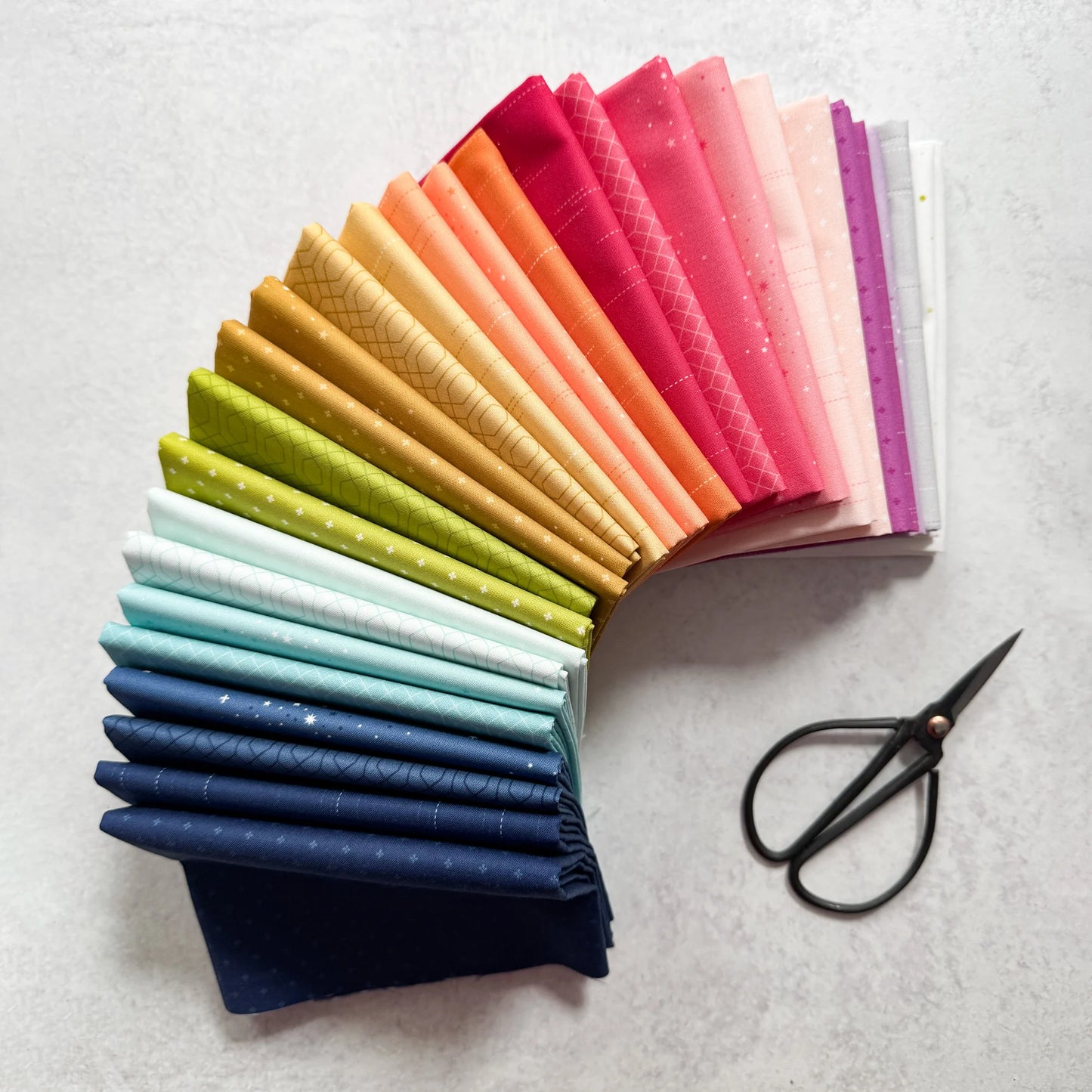 This Factory Cut FAT QUARTER BUNDLE contains 30 Fat Quarters from Essence by Cotton and Joy for Riley Blake Designs.

Manufacturer: Riley Blake Designs
Designer: Cotton and Joy
Collection: Essence
Material: 100% Cotton
Weight: Quilting