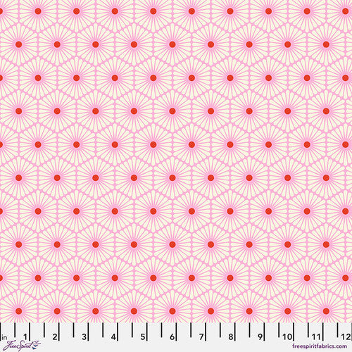 Manufacturer: FreeSpirit Fabrics Designer: Tula Pink Collection: Besties Print Name: Daisy Chain in Blossom Material: 100% Cotton  Weight: Quilting  SKU: PWTP220.BLOSSOM Width: 44 inches